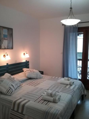  Mouria Hotel  Скиатос